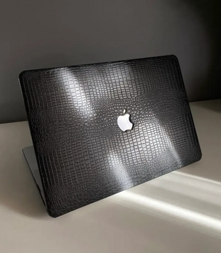 Чохол накладка Uplix шкіряна на MacBook Pro 16" (A2485 / A2780 / A3403 / A3186), Чорний Pro16lbl фото